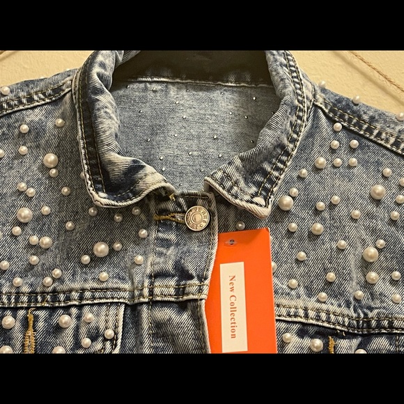 Pearl Denim Jean Jacket - Picture 4 of 5